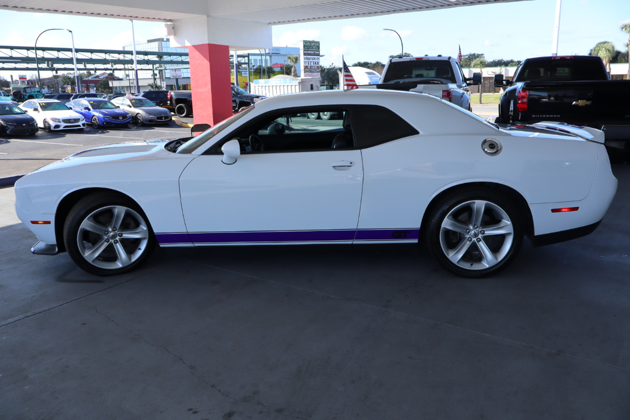 Dodge Challenger GT RWD 2019