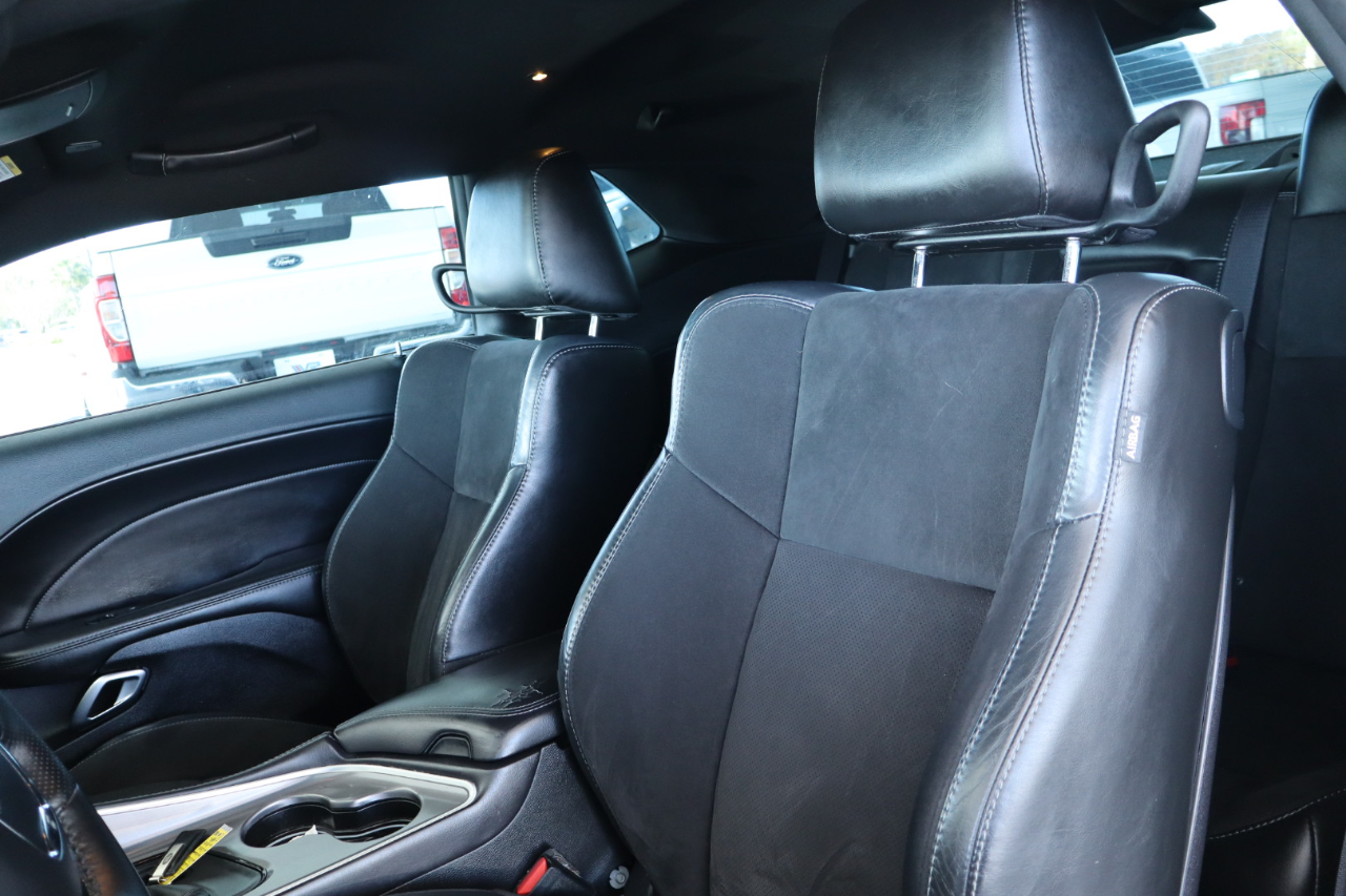 Dodge Challenger GT RWD 2019