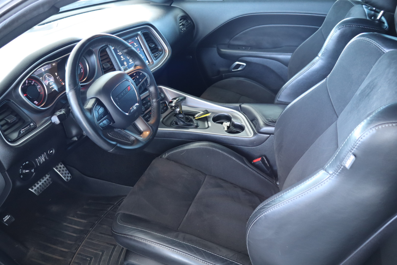 Dodge Challenger GT RWD 2019