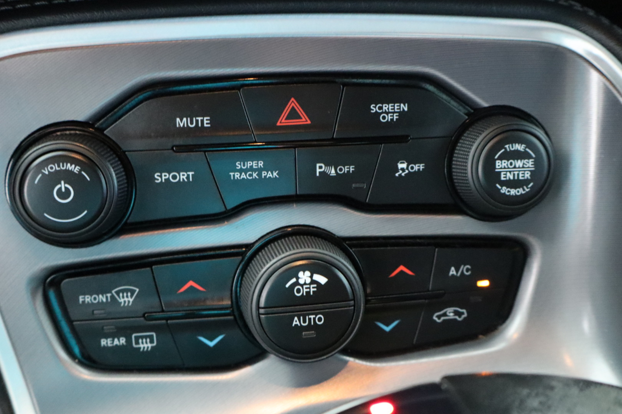 Dodge Challenger GT RWD 2019