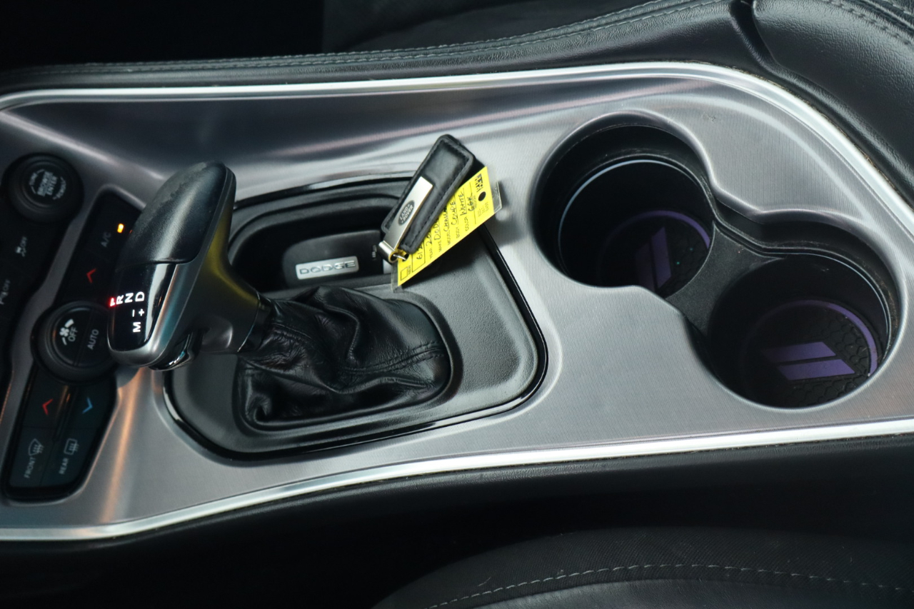 Dodge Challenger GT RWD 2019