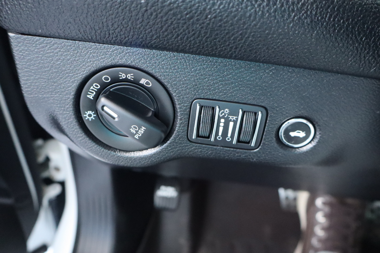 Dodge Challenger GT RWD 2019