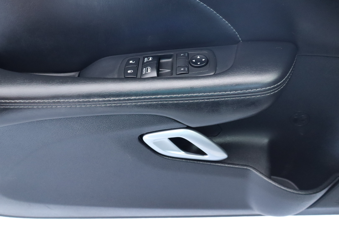 Dodge Challenger GT RWD 2019