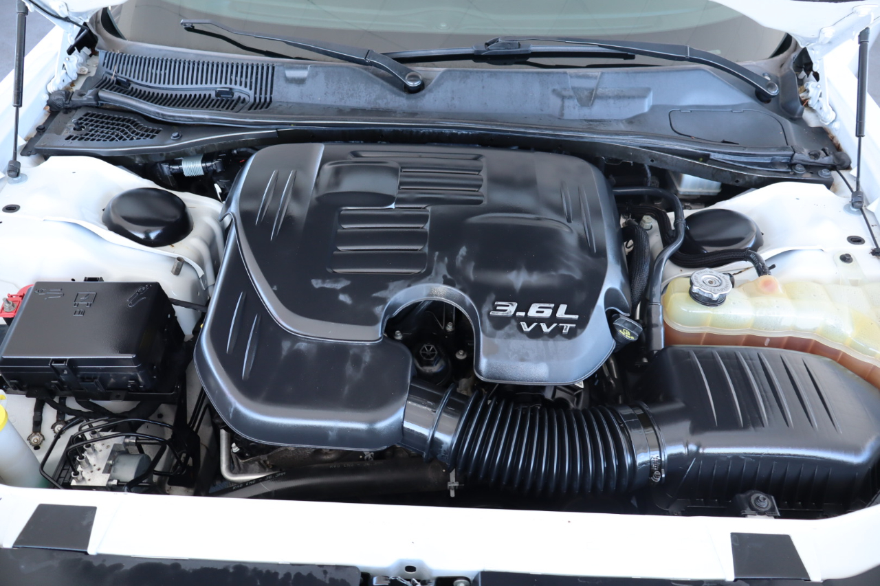 Dodge Challenger GT RWD 2019