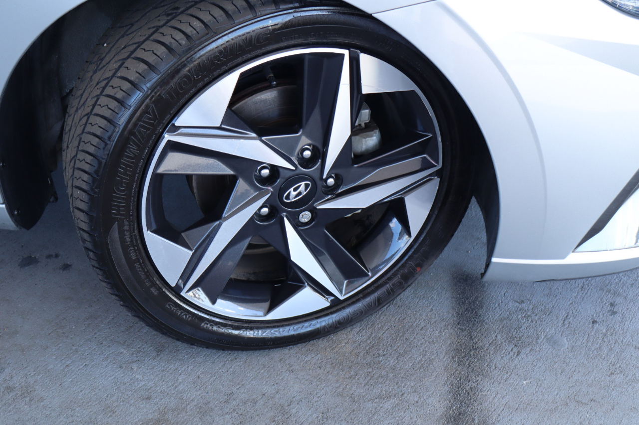 Hyundai Elantra SEL IVT *Ltd Avail* 2021