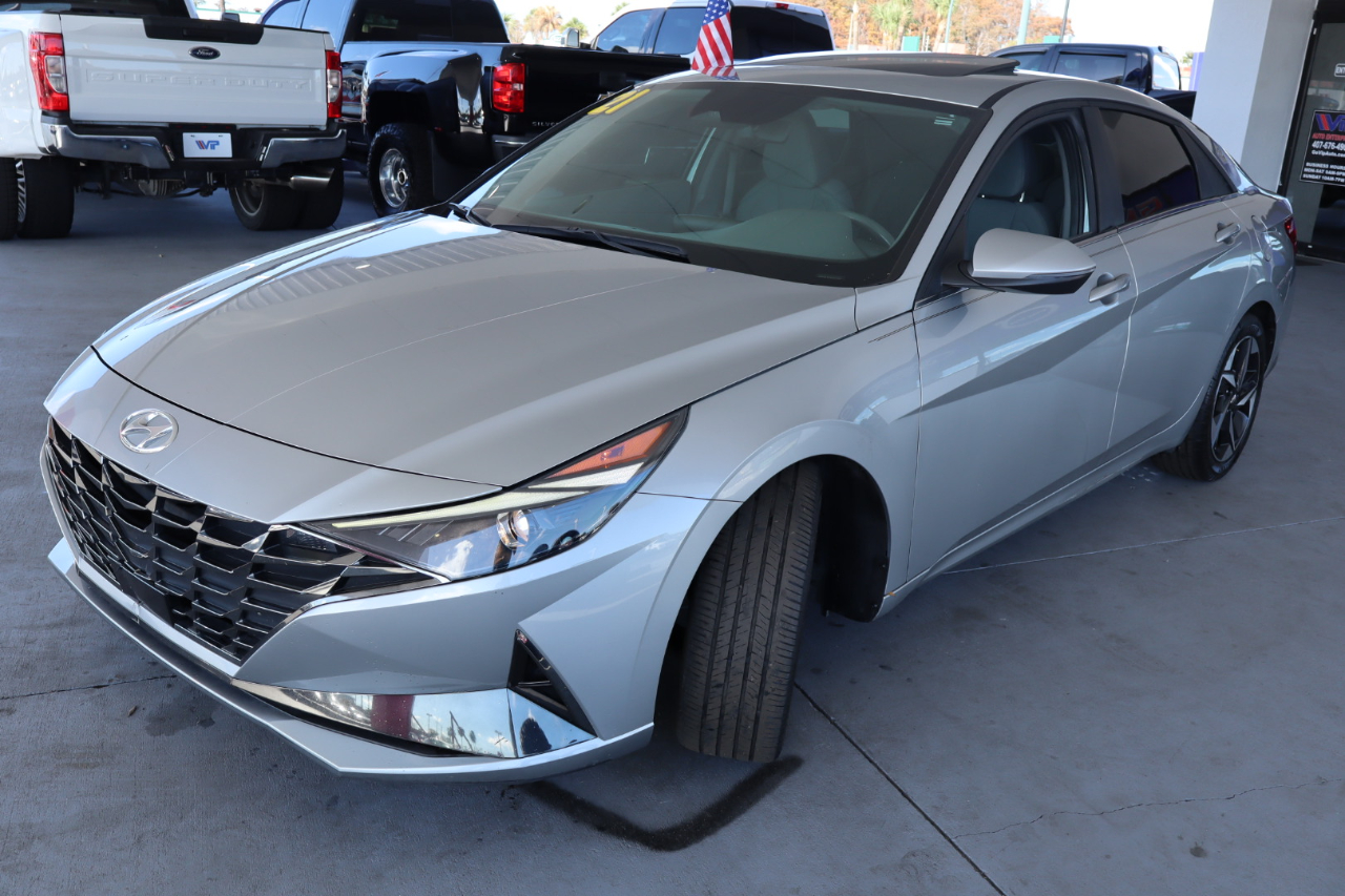 Hyundai Elantra SEL IVT *Ltd Avail* 2021