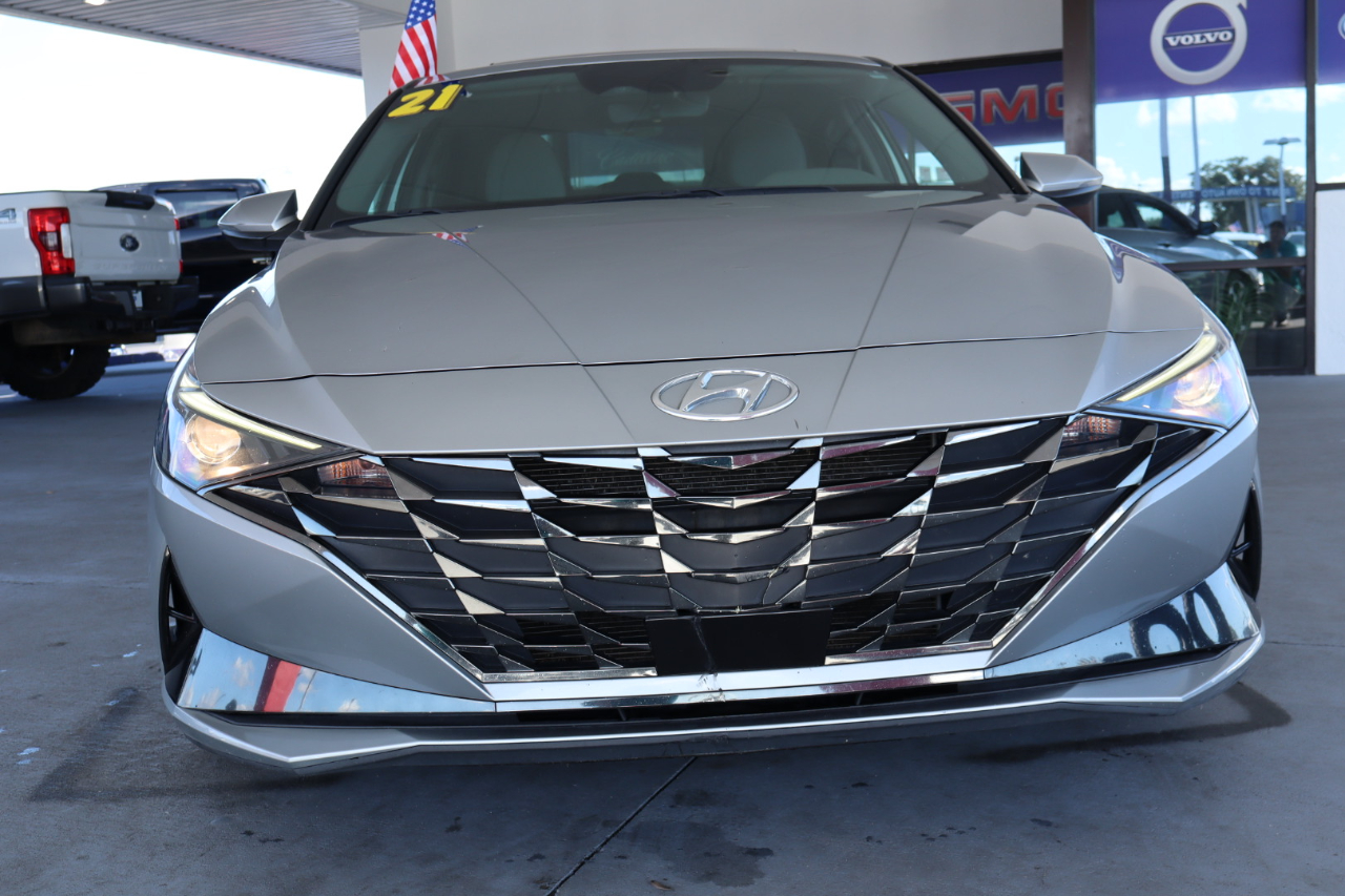 Hyundai Elantra SEL IVT *Ltd Avail* 2021