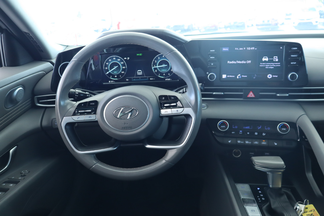 Hyundai Elantra SEL IVT *Ltd Avail* 2021