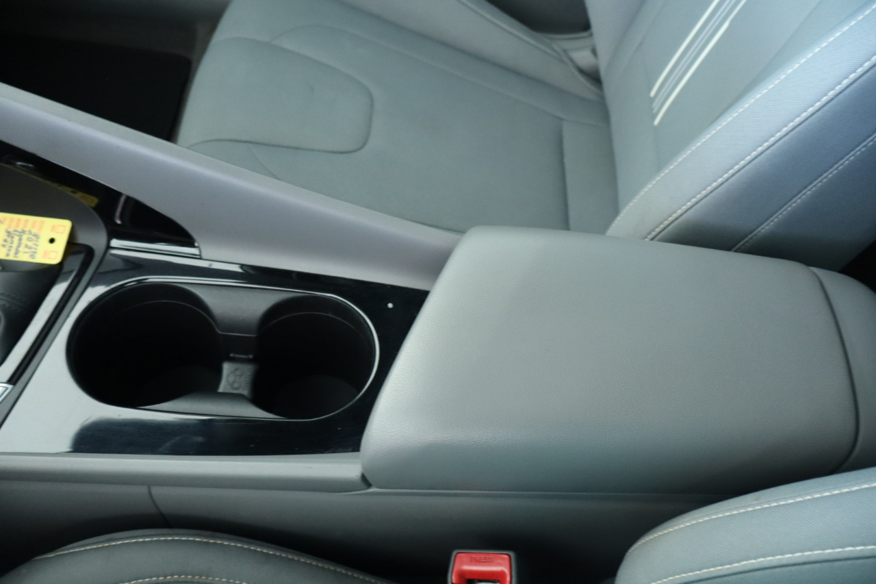 Hyundai Elantra SEL IVT *Ltd Avail* 2021