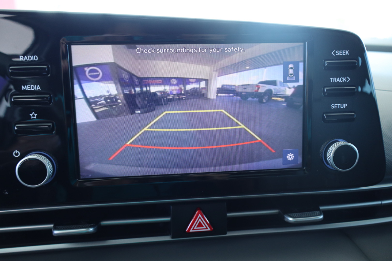 Hyundai Elantra SEL IVT *Ltd Avail* 2021