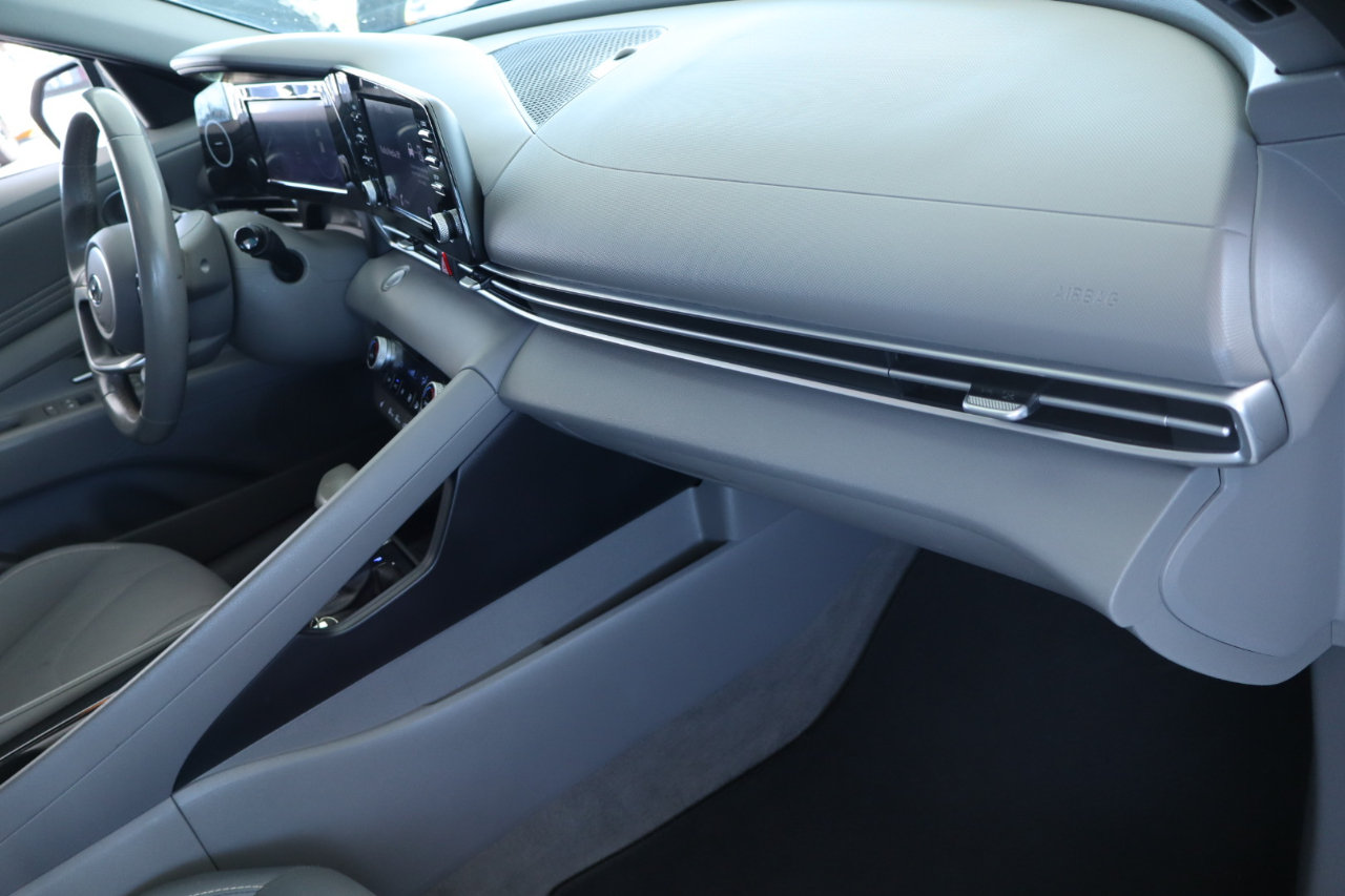 Hyundai Elantra SEL IVT *Ltd Avail* 2021