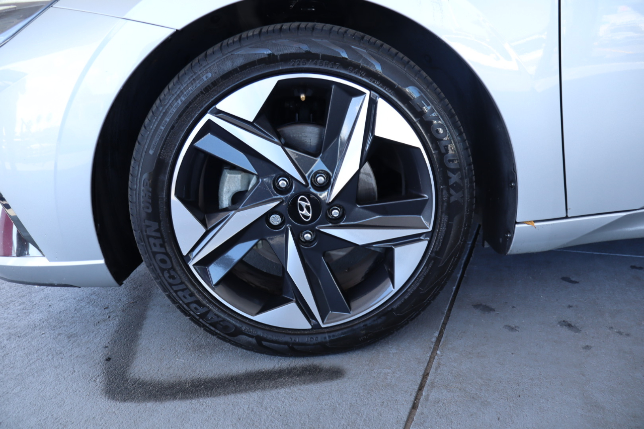 Hyundai Elantra SEL IVT *Ltd Avail* 2021