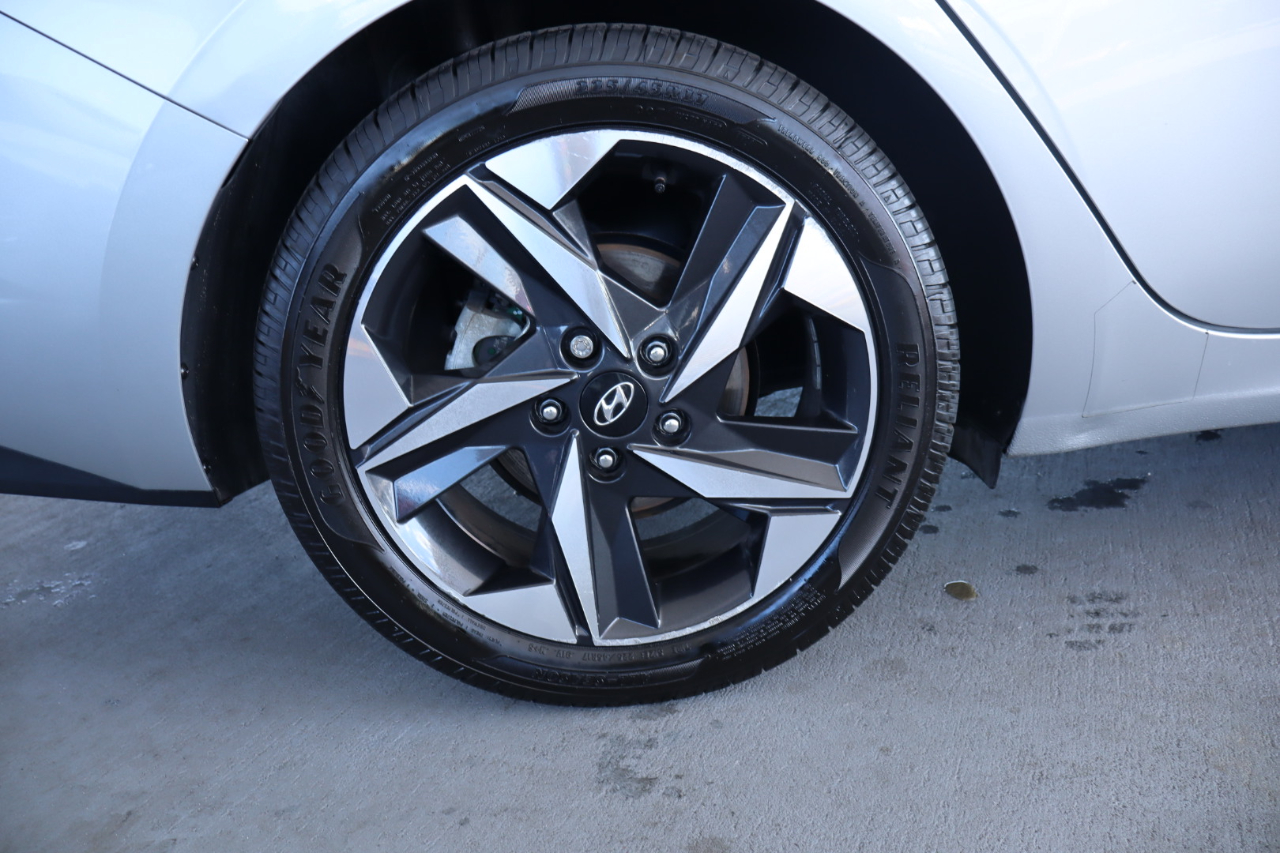 Hyundai Elantra SEL IVT *Ltd Avail* 2021