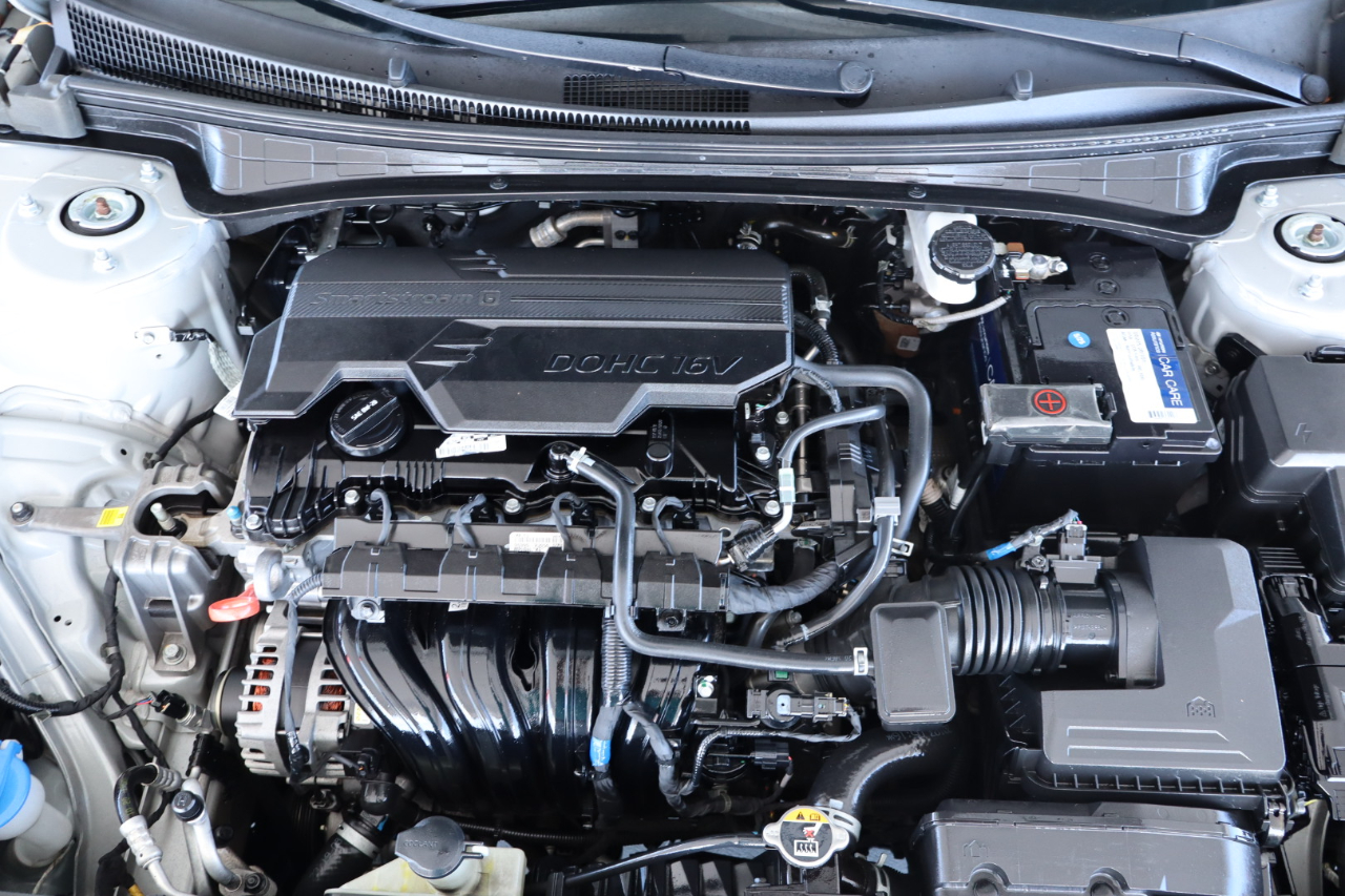 Hyundai Elantra SEL IVT *Ltd Avail* 2021