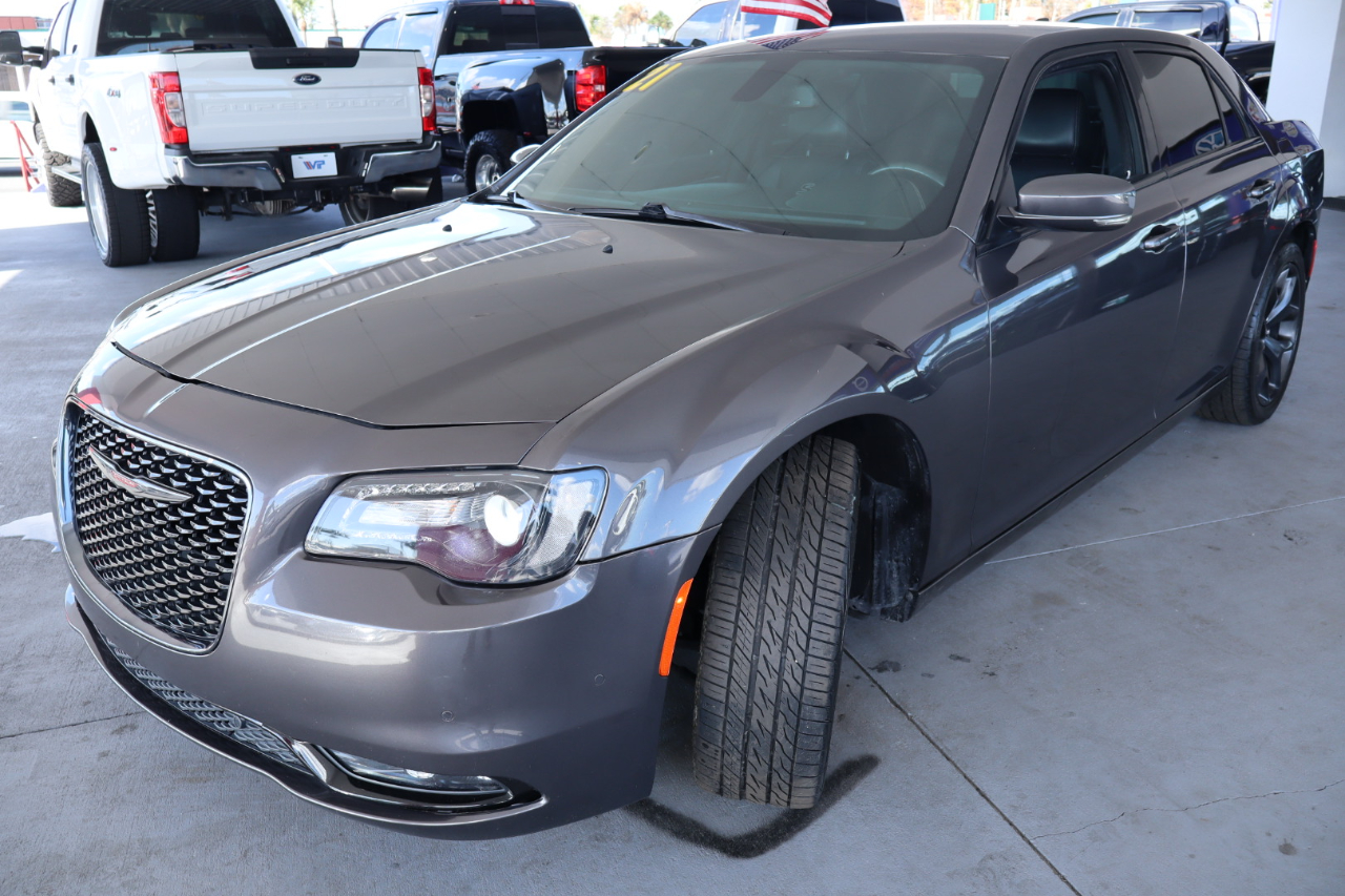 Chrysler 300 300S RWD 2021