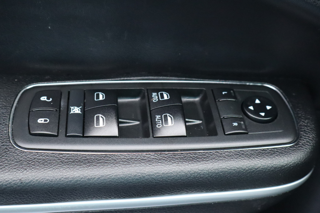 Chrysler 300 300S RWD 2021