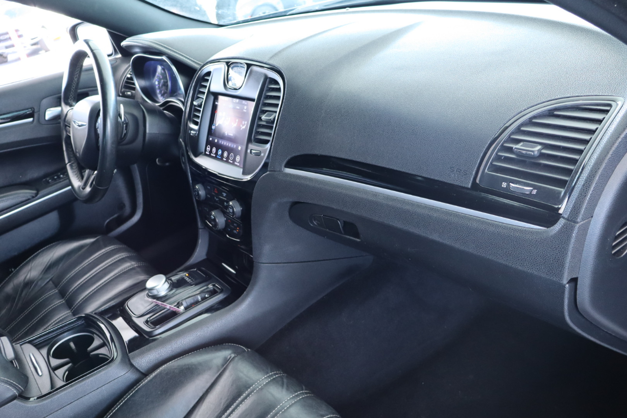 Chrysler 300 300S RWD 2021