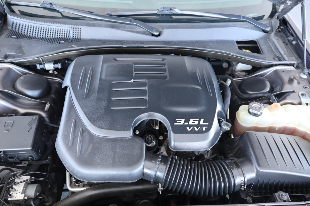 Chrysler 300 300S RWD 2021