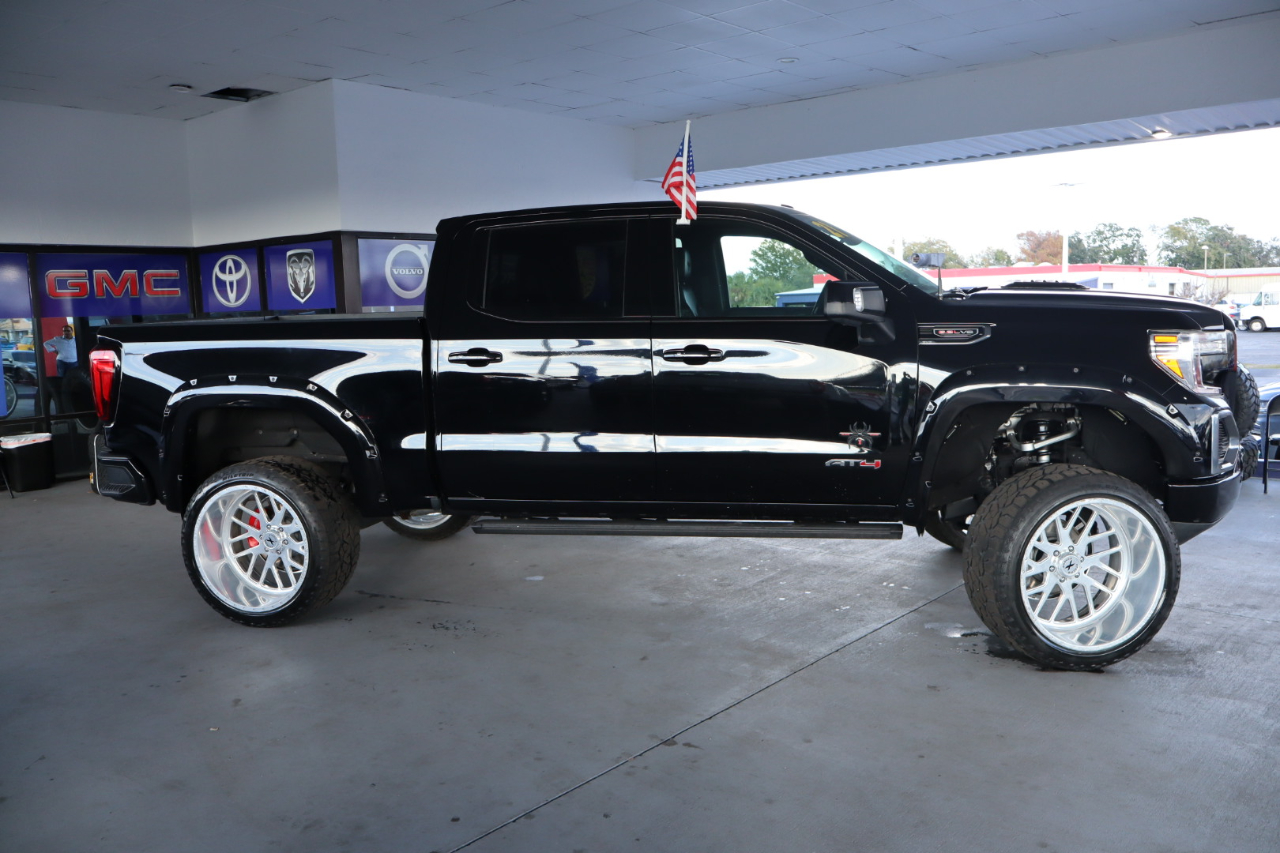 GMC Sierra 1500 4WD Crew Cab 147" AT4 2021