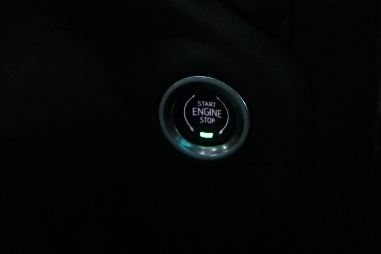 GMC Sierra 1500 4WD Crew Cab 147" AT4 2021