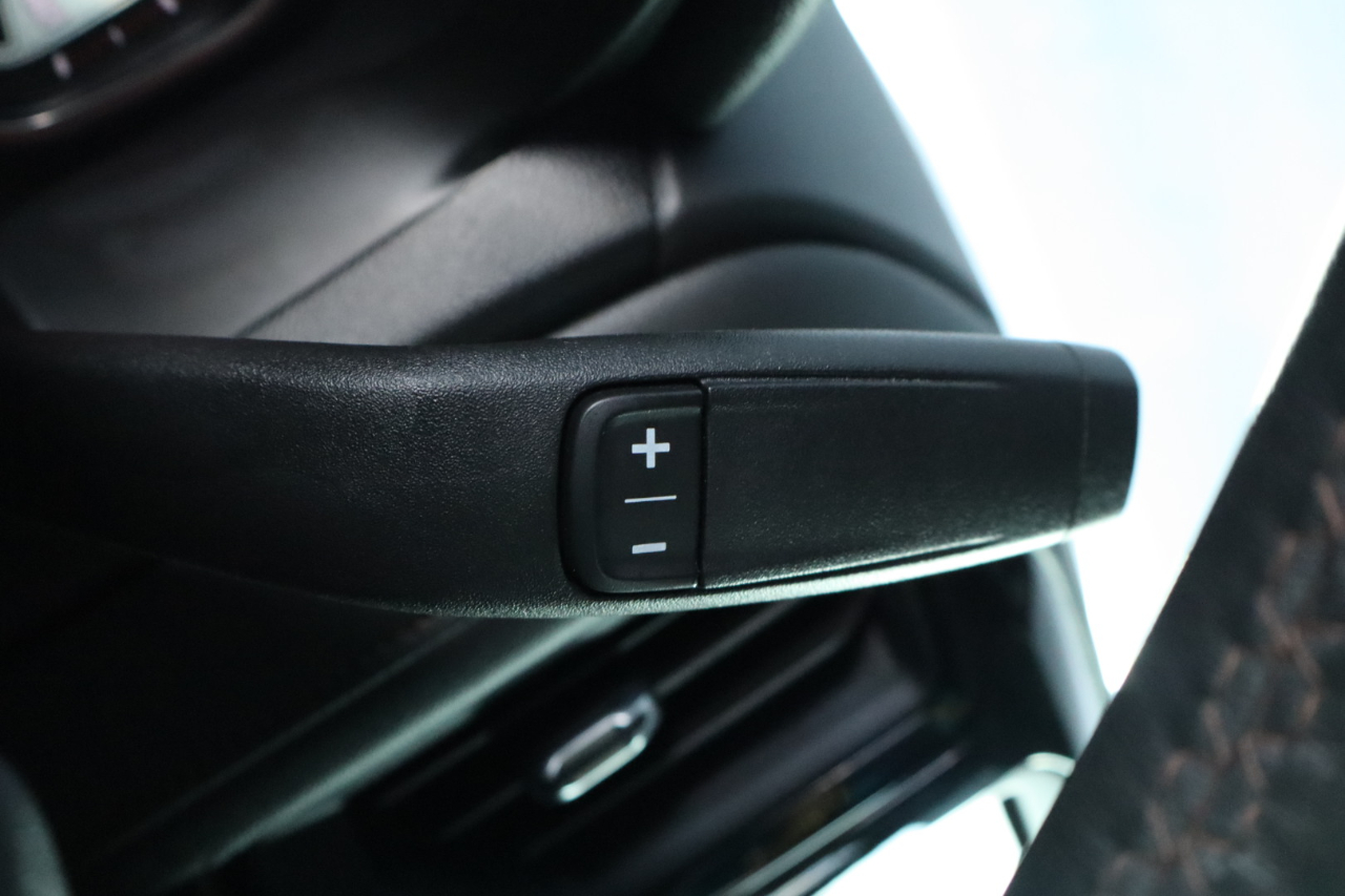 GMC Sierra 1500 4WD Crew Cab 147" AT4 2021