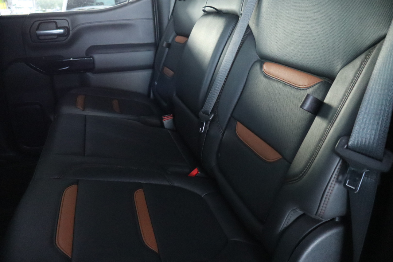 GMC Sierra 1500 4WD Crew Cab 147" AT4 2021