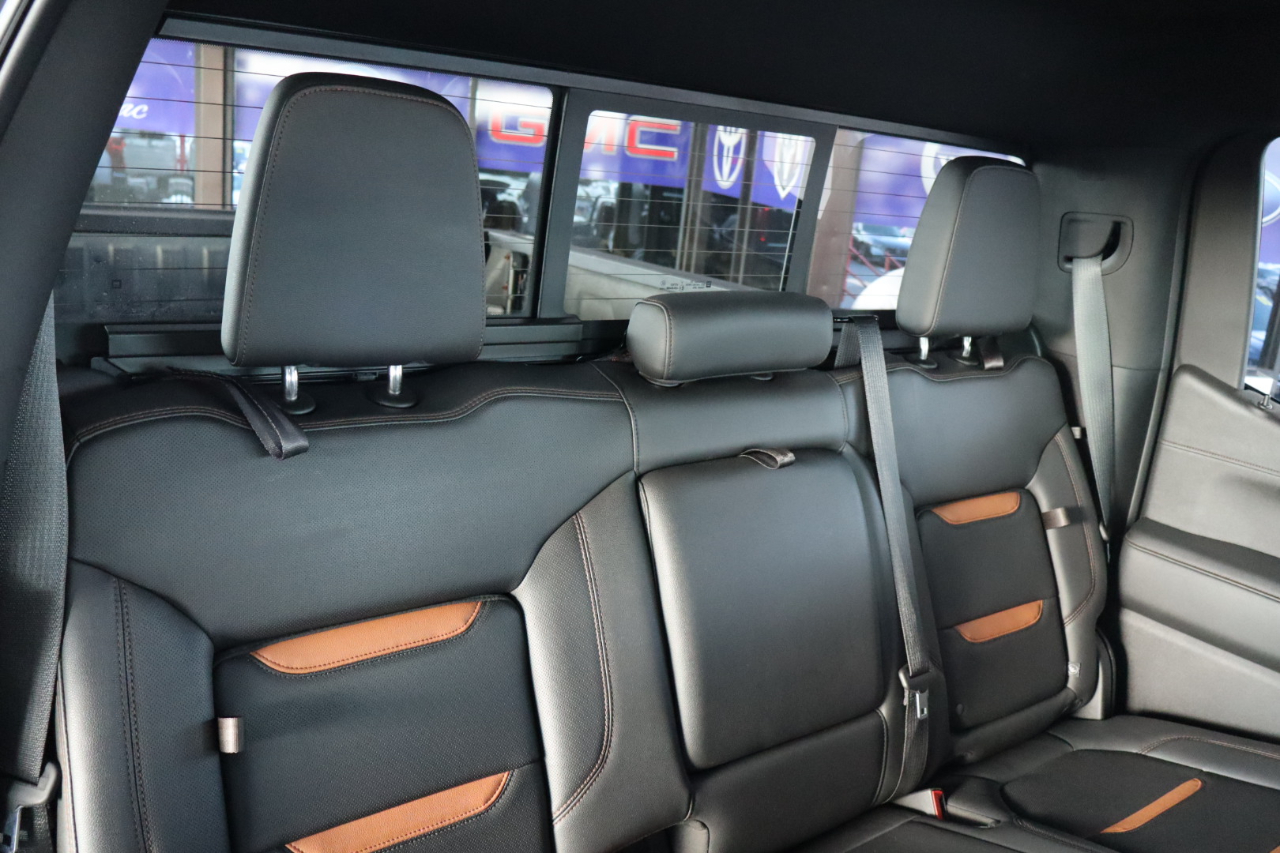 GMC Sierra 1500 4WD Crew Cab 147" AT4 2021