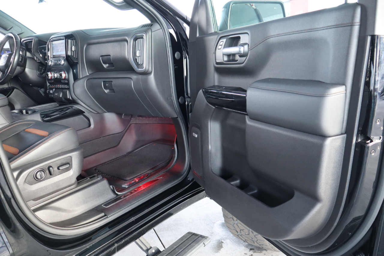 GMC Sierra 1500 4WD Crew Cab 147" AT4 2021