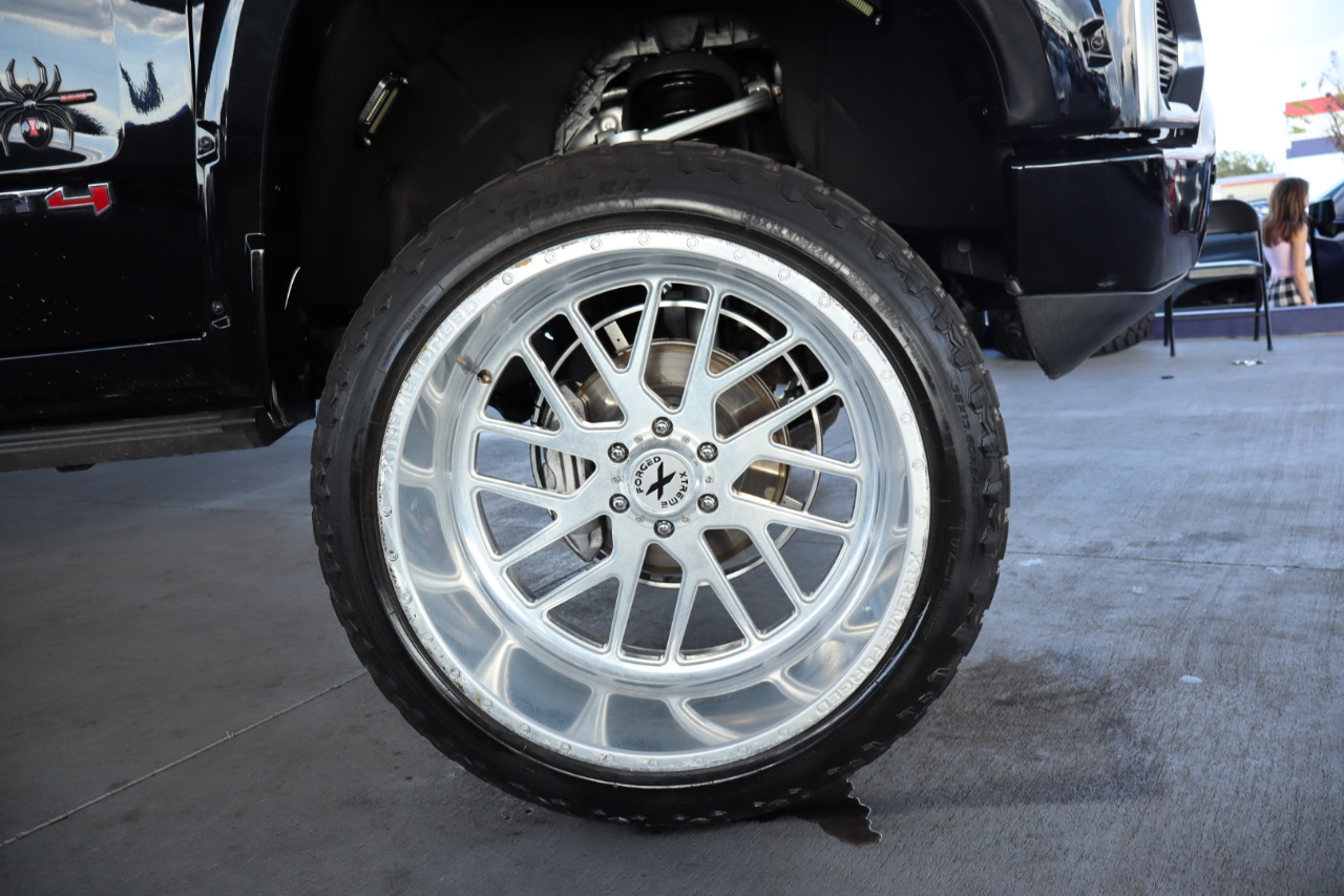 GMC Sierra 1500 4WD Crew Cab 147" AT4 2021