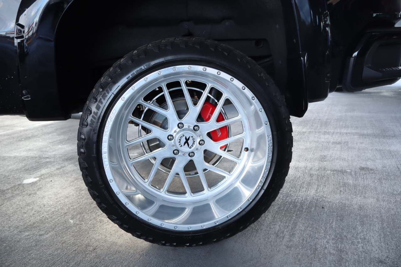 GMC Sierra 1500 4WD Crew Cab 147" AT4 2021