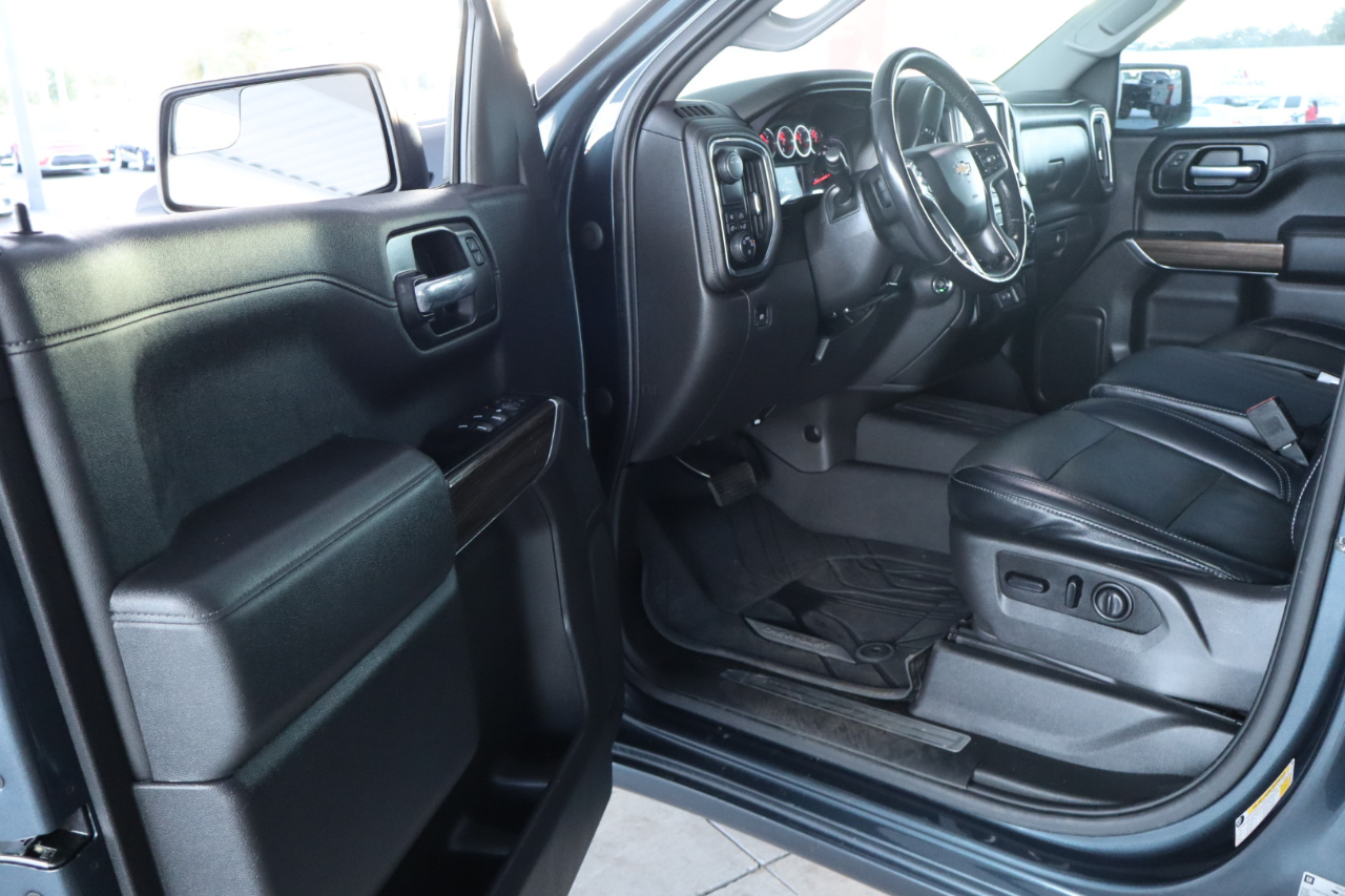 Chevrolet Silverado 1500 2WD Crew Cab 147" LT 2020