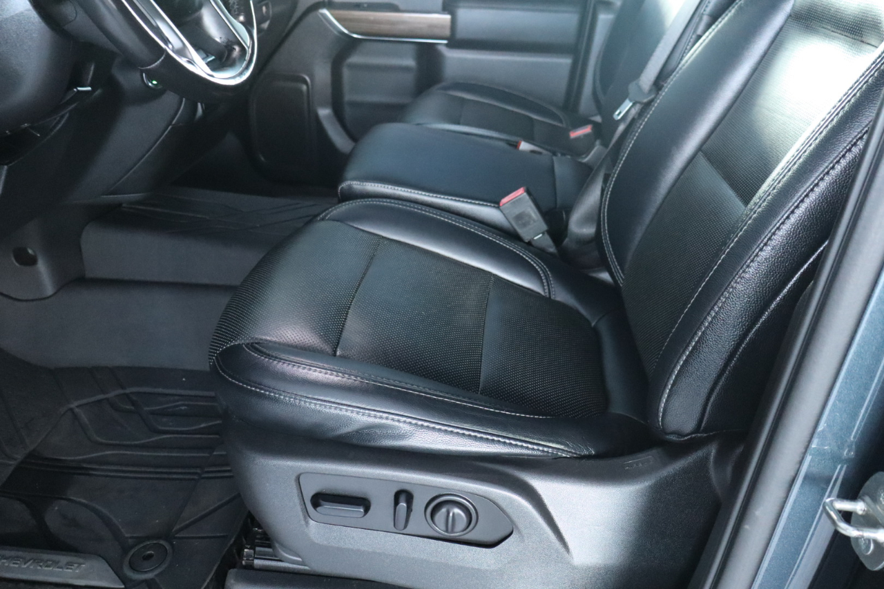 Chevrolet Silverado 1500 2WD Crew Cab 147" LT 2020