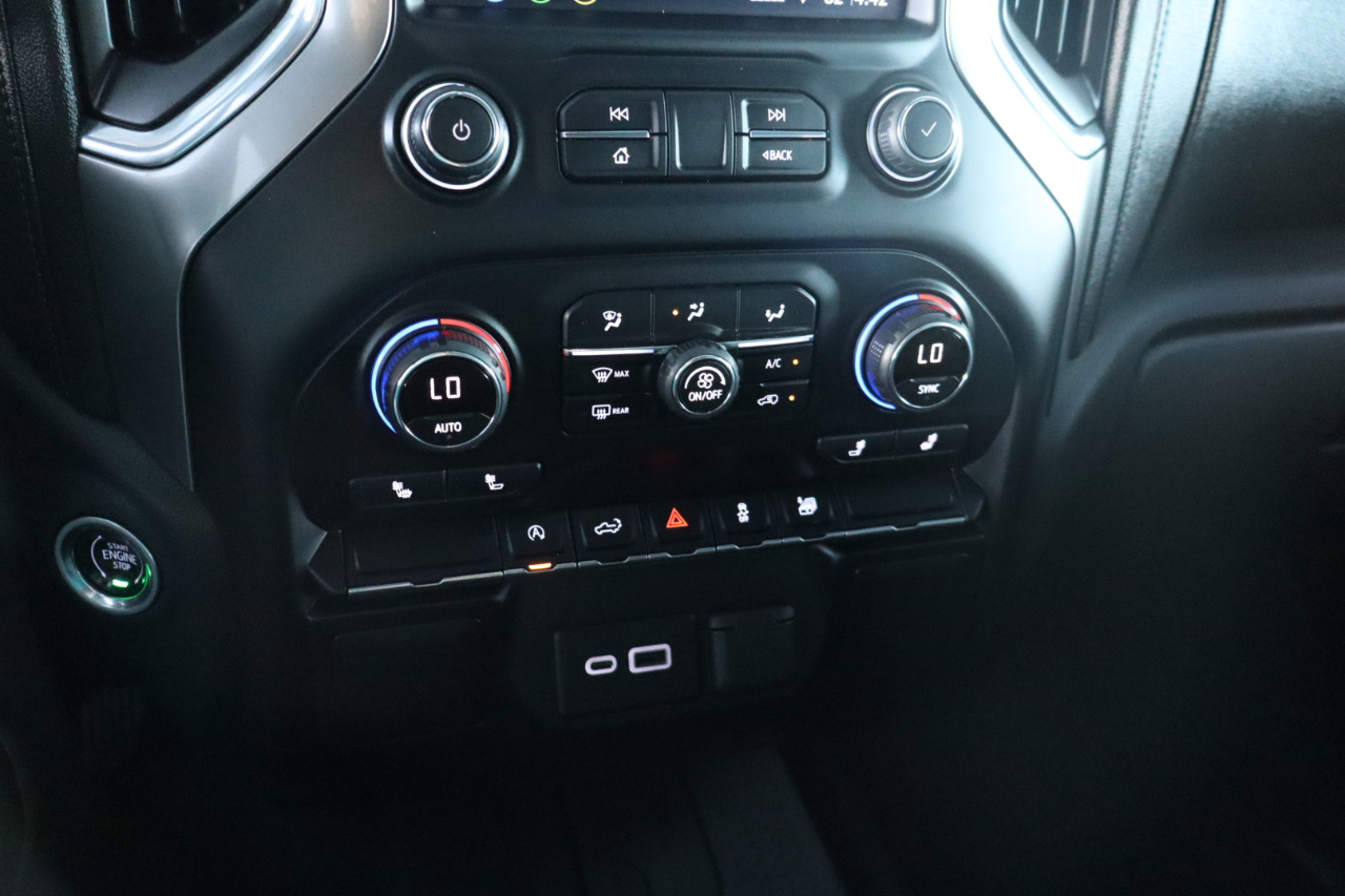 Chevrolet Silverado 1500 2WD Crew Cab 147" LT 2020