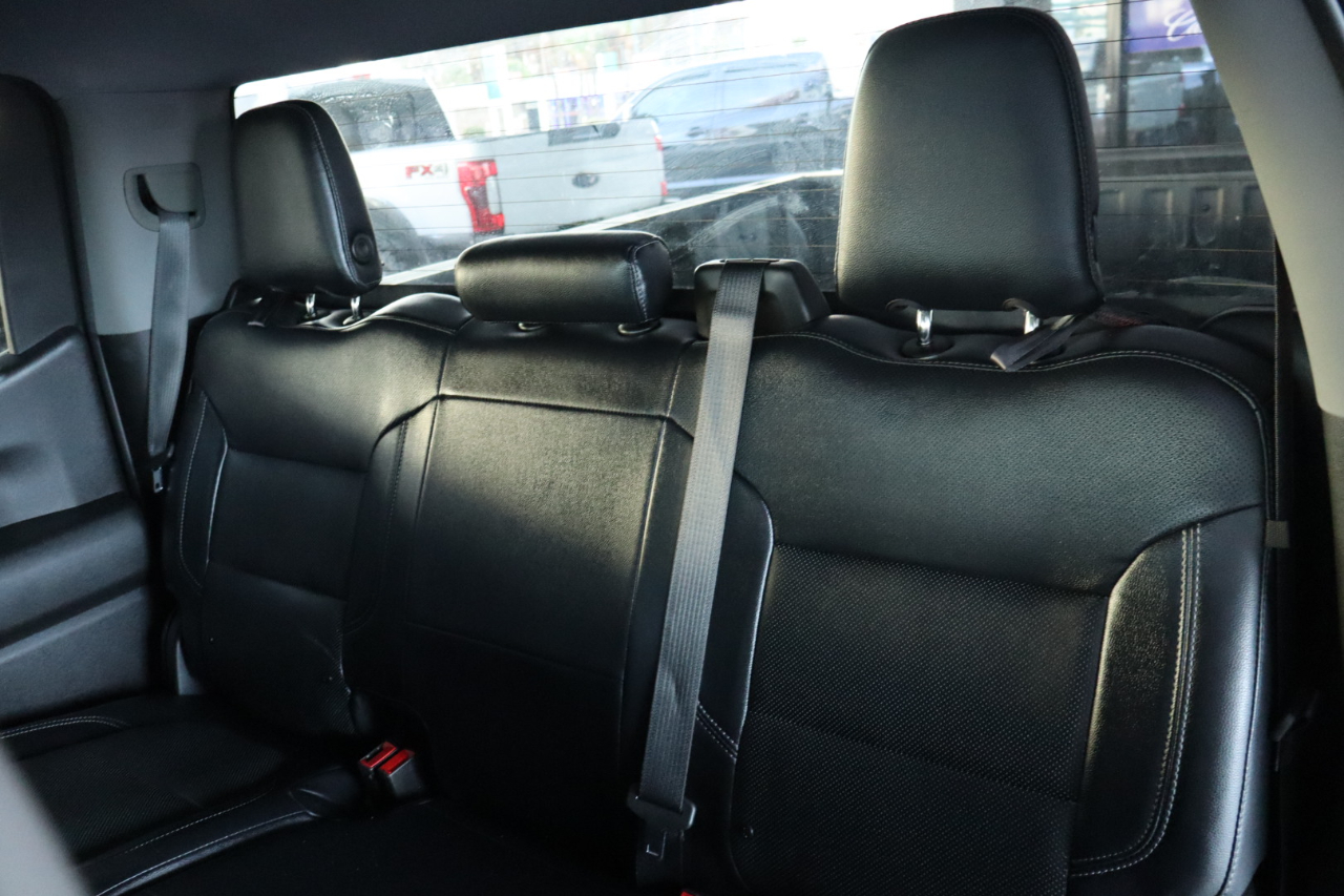 Chevrolet Silverado 1500 2WD Crew Cab 147" LT 2020