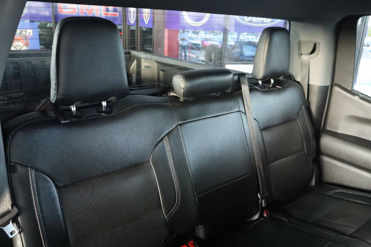 Chevrolet Silverado 1500 2WD Crew Cab 147" LT 2020