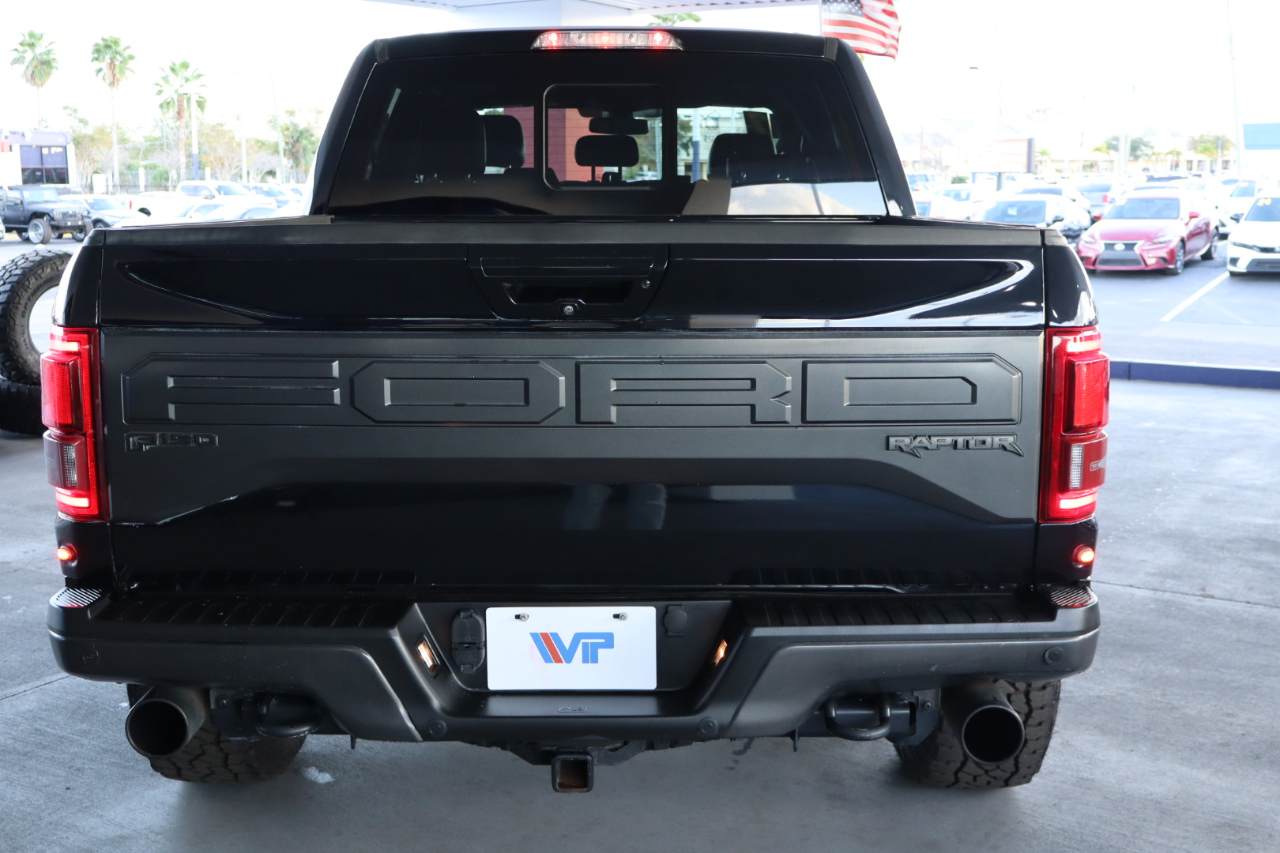 Ford F-150 Raptor 4WD SuperCrew 5.5' Box 2017