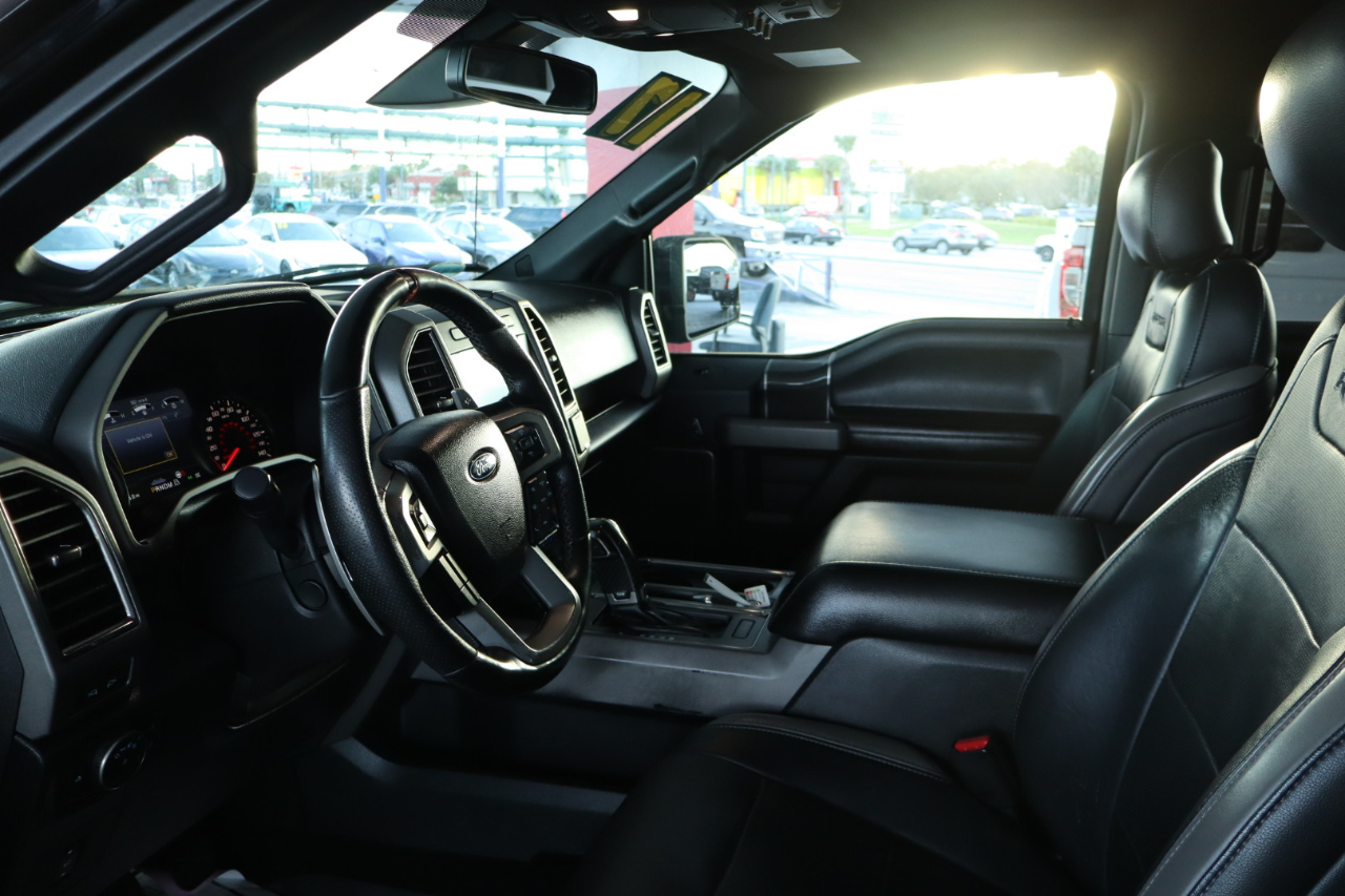 Ford F-150 Raptor 4WD SuperCrew 5.5' Box 2017