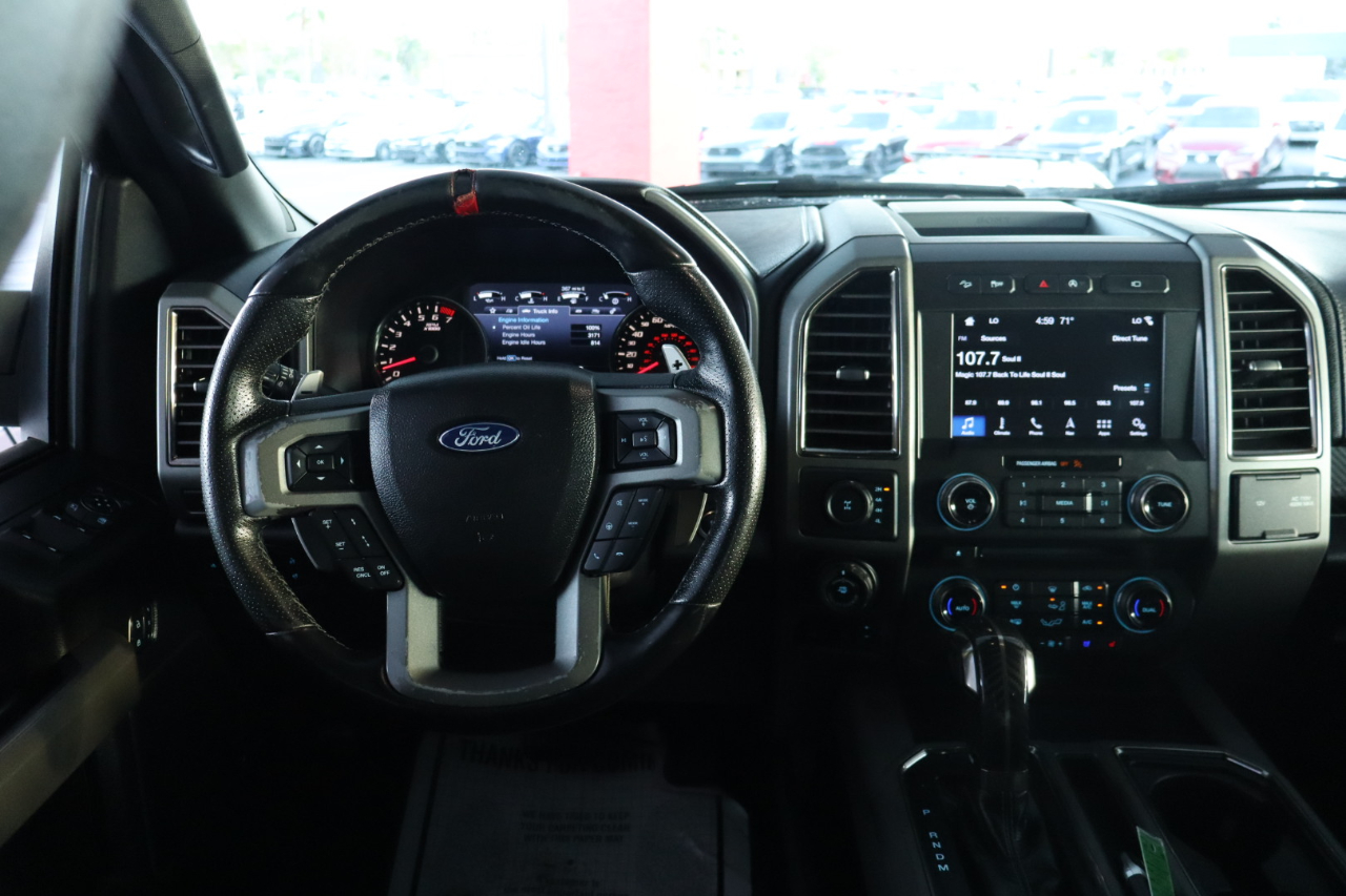 Ford F-150 Raptor 4WD SuperCrew 5.5' Box 2017