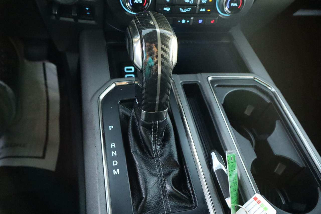 Ford F-150 Raptor 4WD SuperCrew 5.5' Box 2017