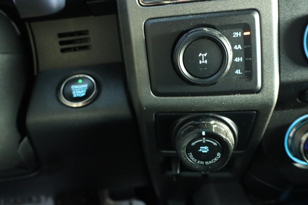 Ford F-150 Raptor 4WD SuperCrew 5.5' Box 2017