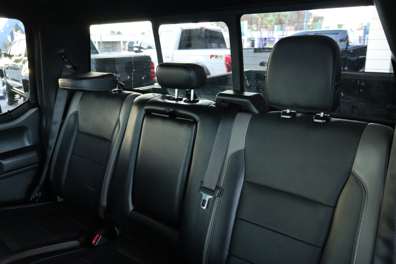 Ford F-150 Raptor 4WD SuperCrew 5.5' Box 2017