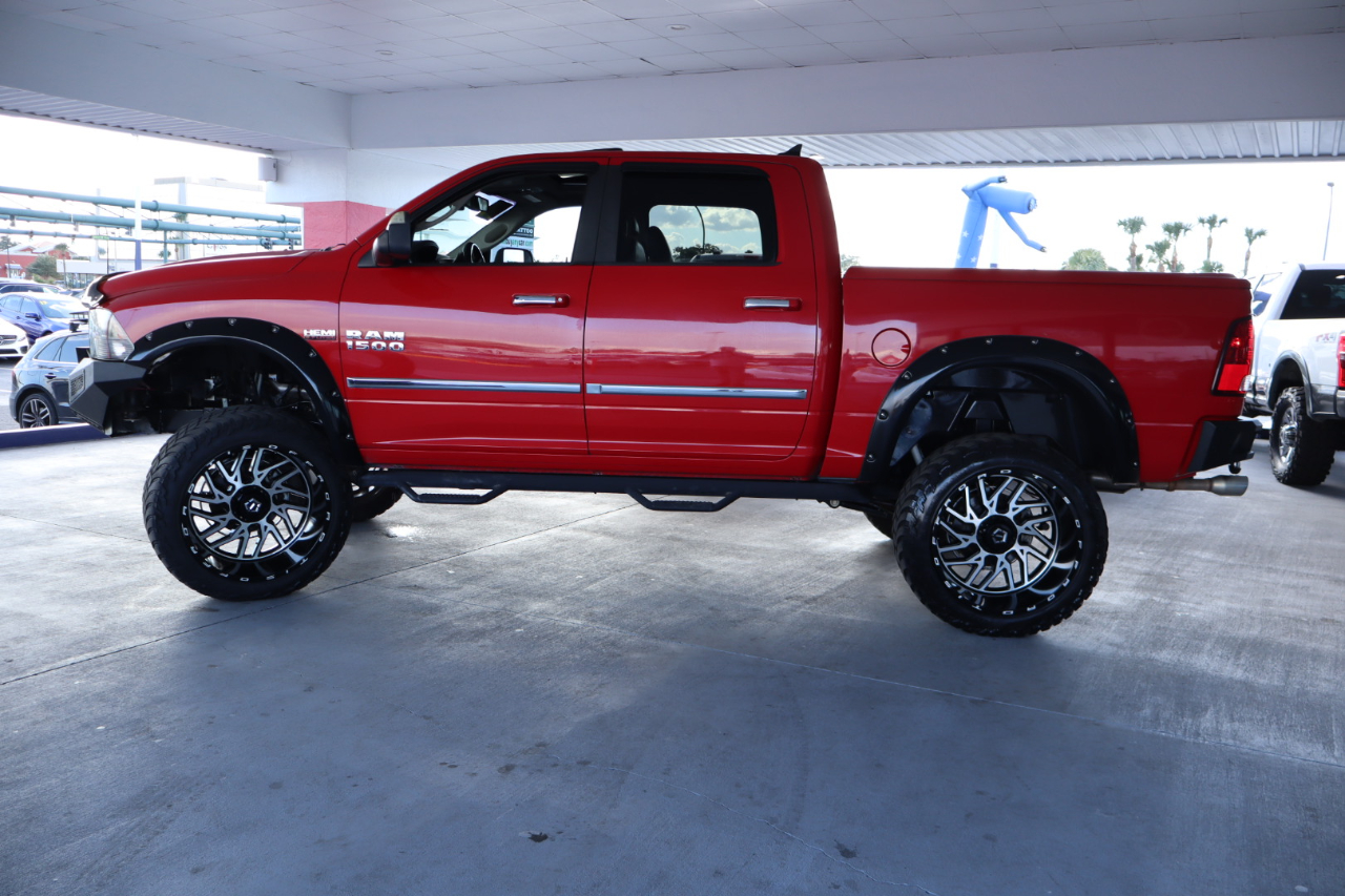 RAM 1500 2WD Crew Cab 140.5" Big Horn 2014