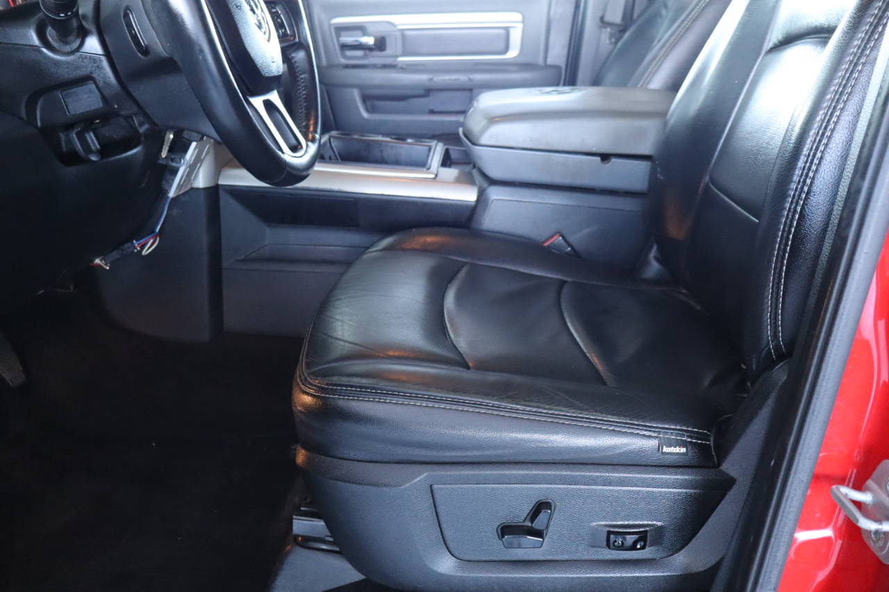 RAM 1500 2WD Crew Cab 140.5" Big Horn 2014