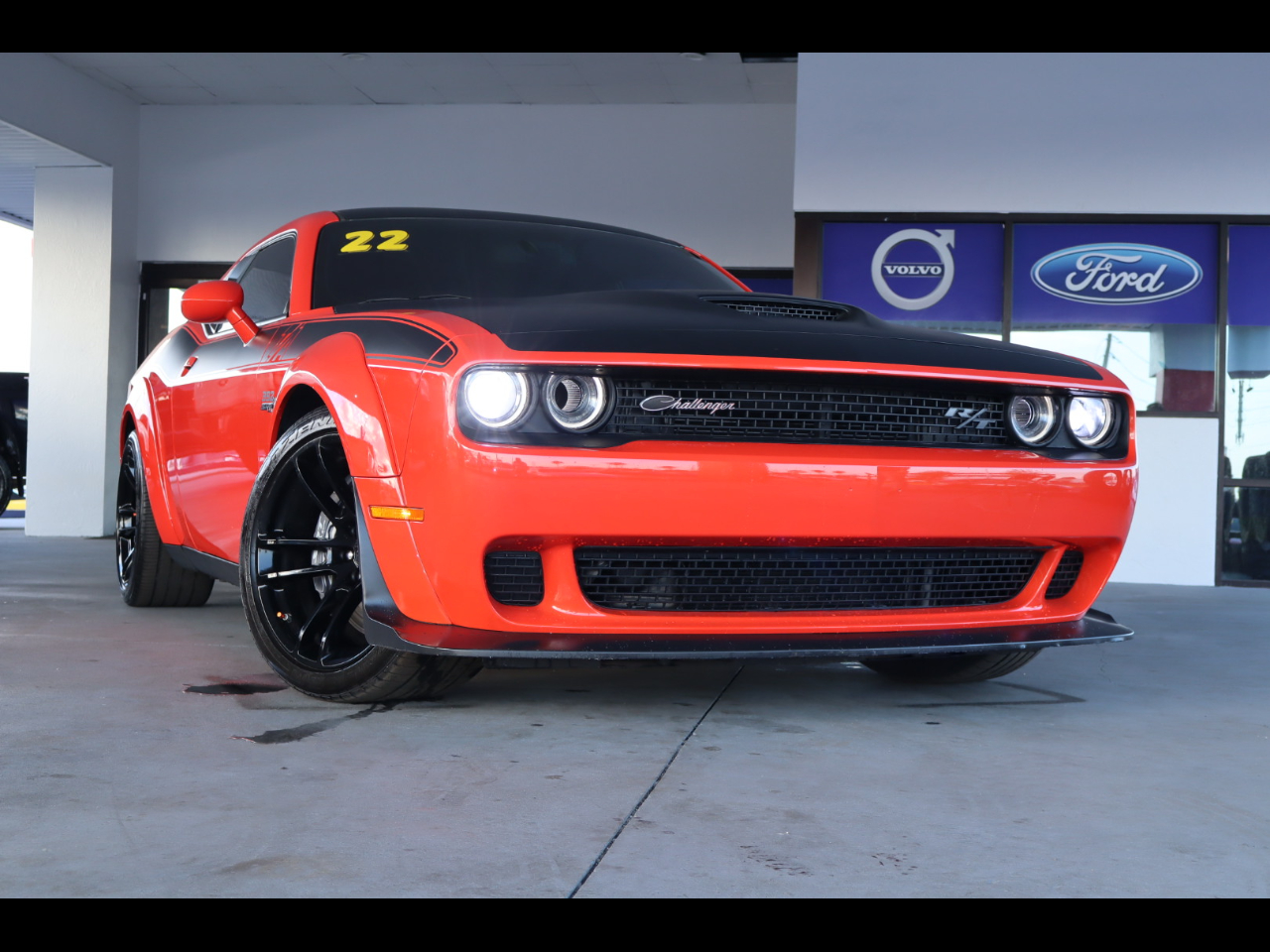 Dodge Challenger R/T Scat Pack Widebody RWD 2022