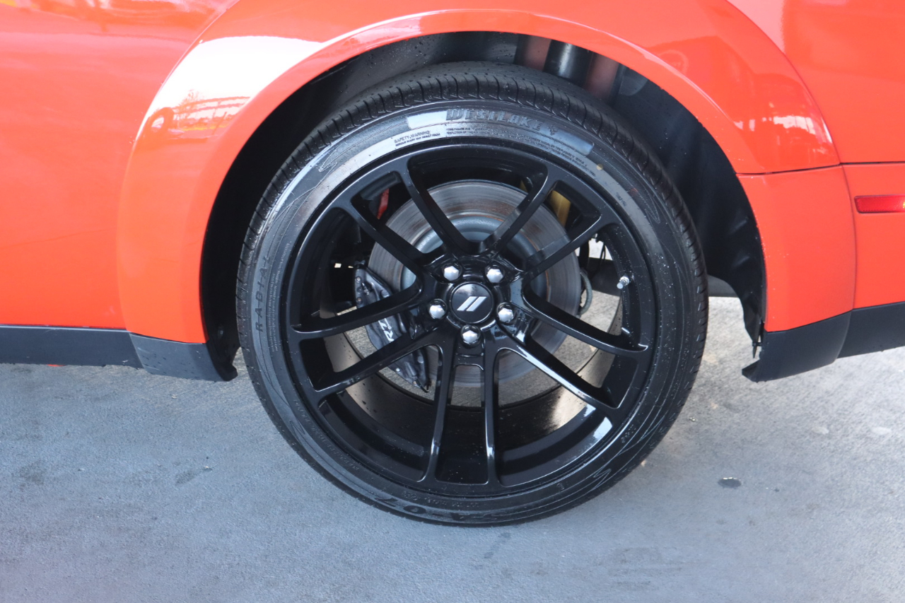Dodge Challenger R/T Scat Pack Widebody RWD 2022