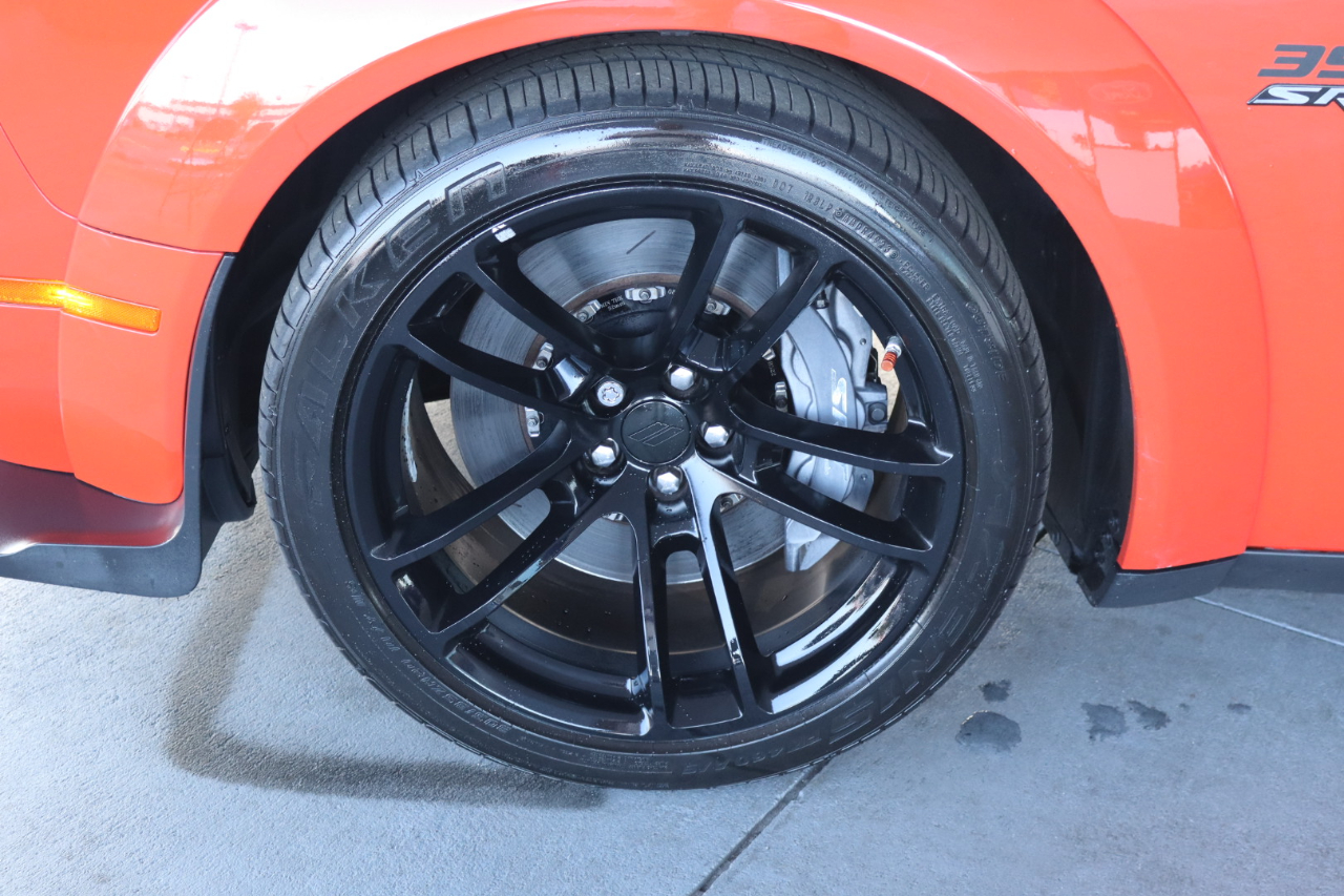 Dodge Challenger R/T Scat Pack Widebody RWD 2022