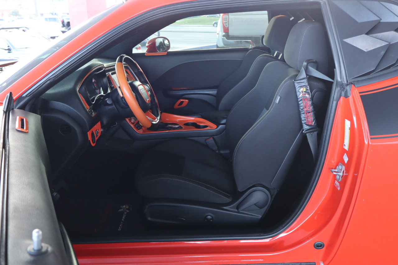 Dodge Challenger R/T Scat Pack Widebody RWD 2022