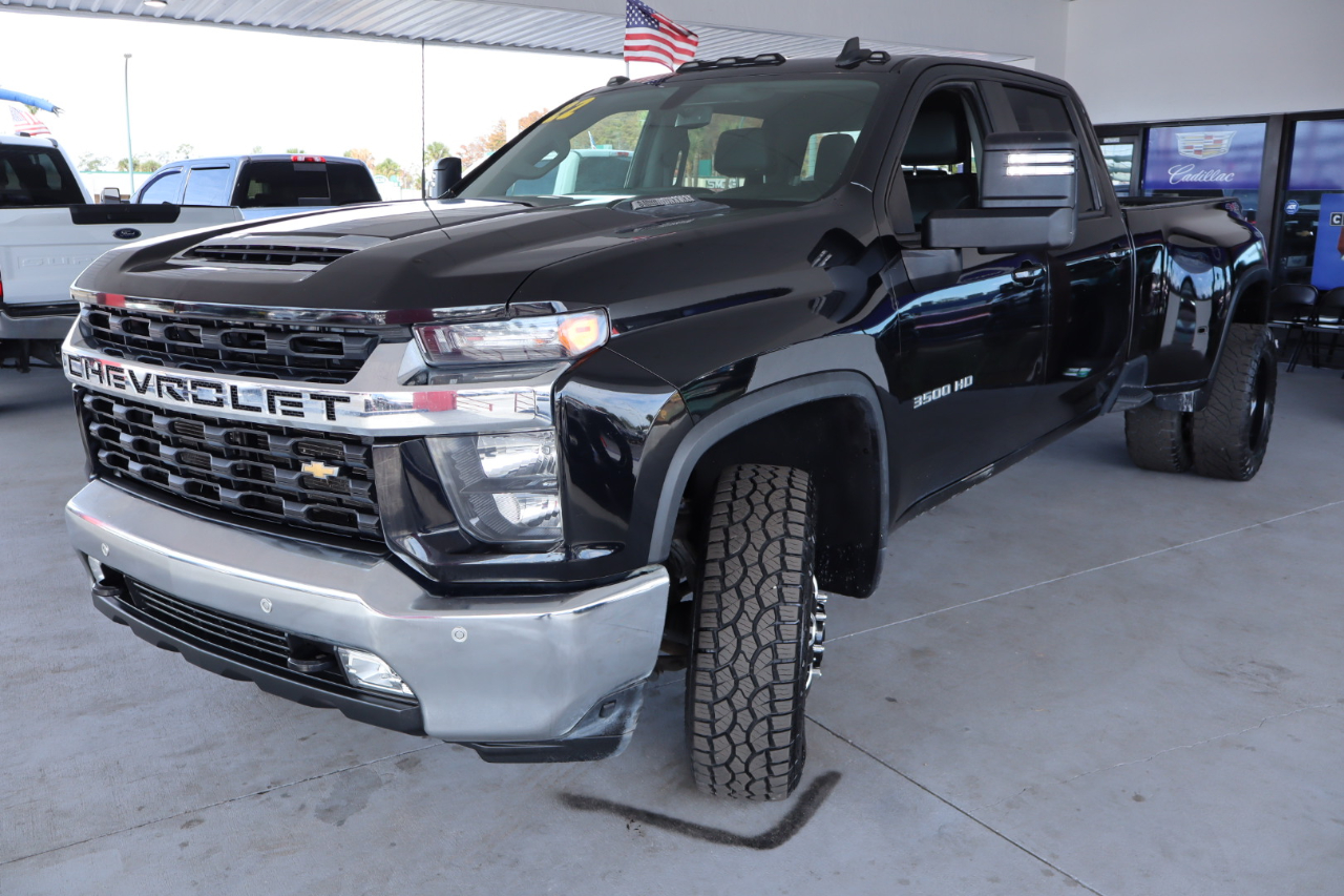 Chevrolet Silverado 3500HD 4WD Crew Cab 172" LT 2022