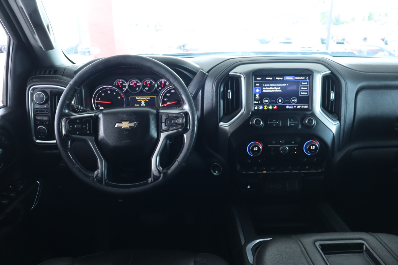 Chevrolet Silverado 3500HD 4WD Crew Cab 172" LT 2022