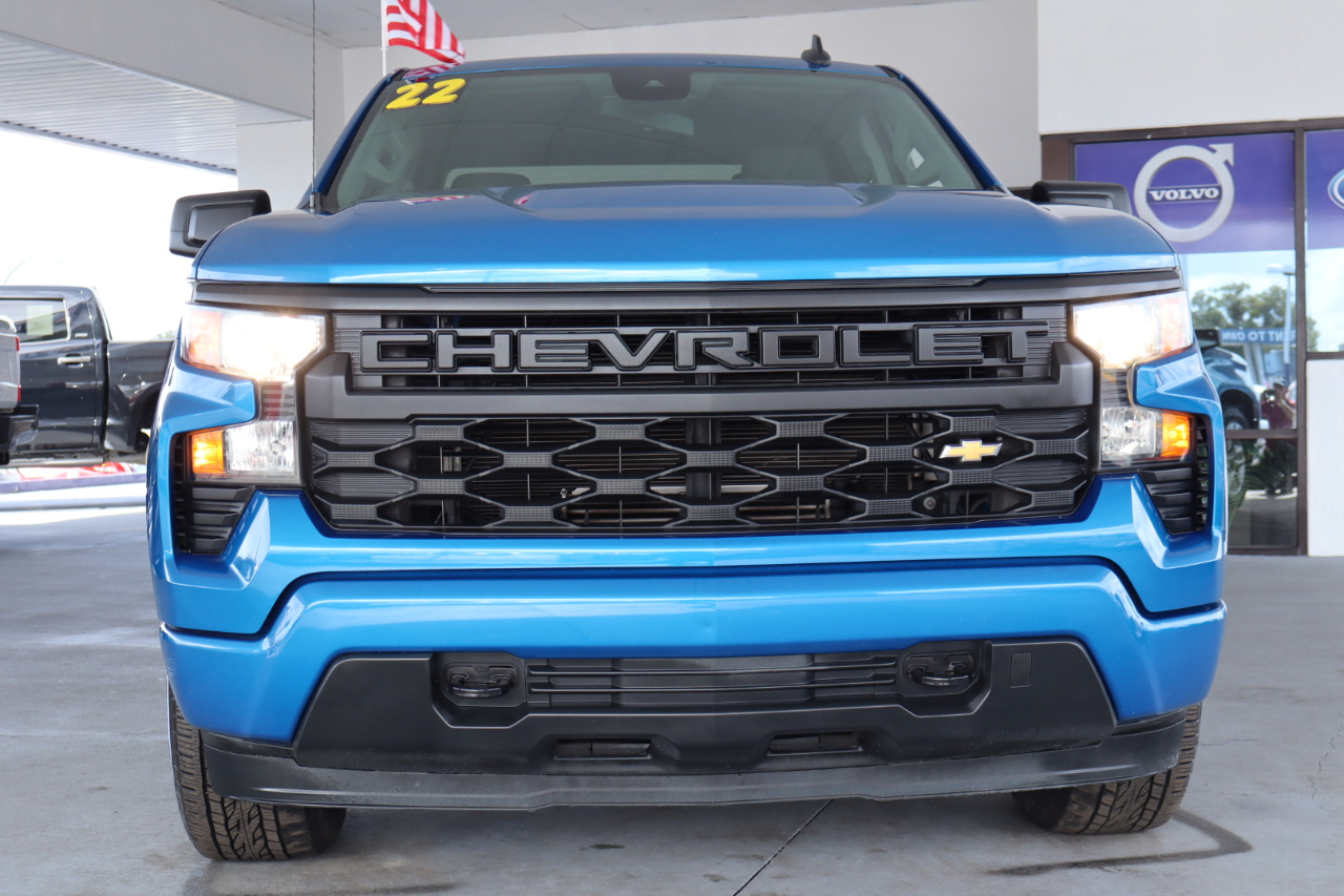 Chevrolet Silverado 1500 2WD Crew Cab 147" Custom 2022
